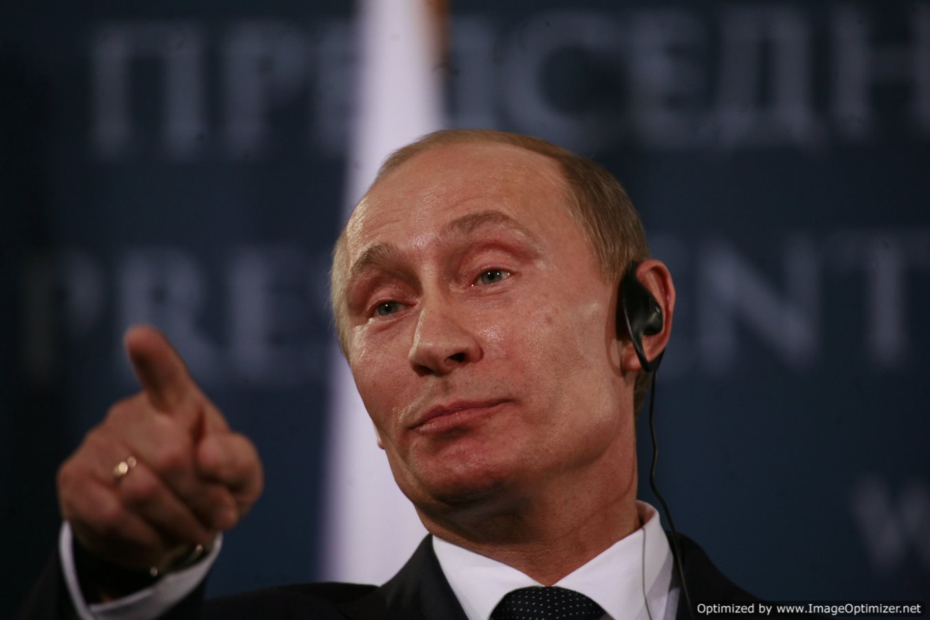 Enjoy your Stay: Thousands Await Putin’s visit to Amsterdam to Protest the President’s Position on Gay Rights